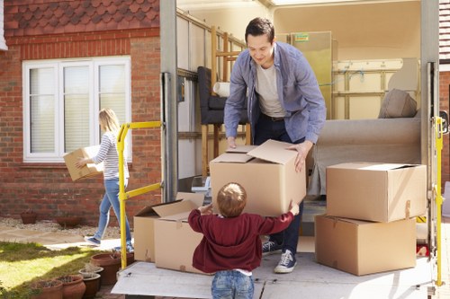 Home move storage support in Cricklewood